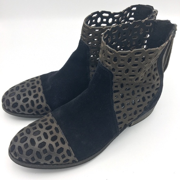 Rebels Vale Leather Geo Cutout Bootie 7 - Picture 1 of 12